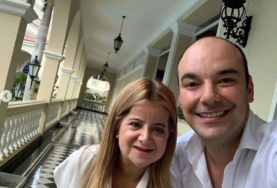 Horacio Serpa con la comunidad