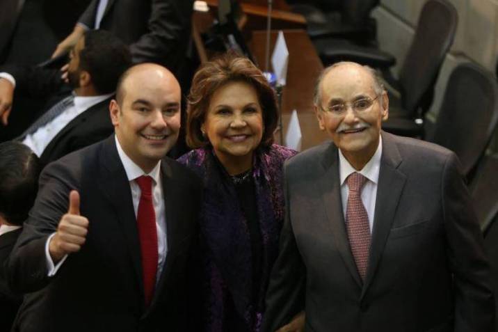 Horacio Serpa en debate